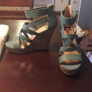 BC teal wedges with shimmery heel size 9 NWOT